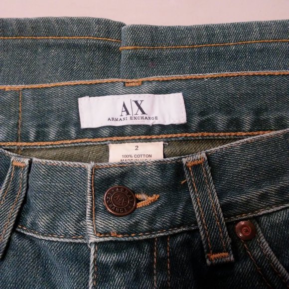 RESALE LOTS | 5 Assorted Pre-Loved Women Jeans - Picture 12 of 16